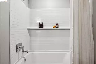 2400 Adeline St, Oakland, CA 94607 - Photo 28