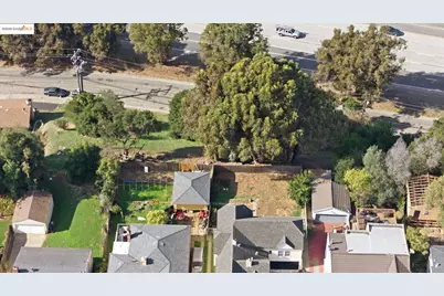 9670 Mountain Blvd, Oakland, CA 94605 - Photo 14