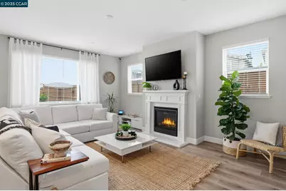 5227 Waterleaf Ln, Fairfield, CA 94534 - Photo 4