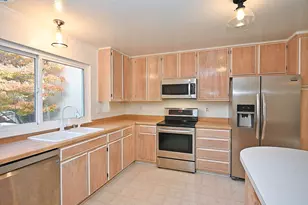 405 Thistle Cir, Martinez, CA 94553 - Photo 10