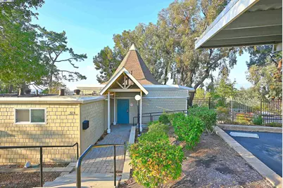 405 Thistle Cir, Martinez, CA 94553 - Photo 18