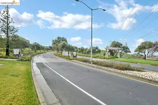 4072 Summer Gate Ave, Vallejo, CA 94591 - Photo 42