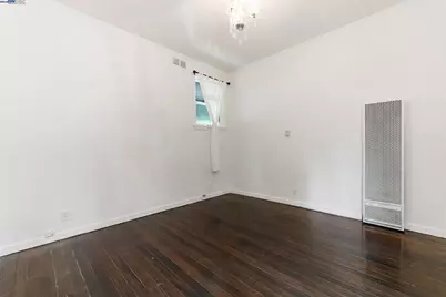 1000 Central Ave., Alameda, CA 94501 - Photo 24