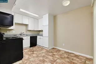 1896 Premier Pl, Concord, CA 94520 - Photo 2