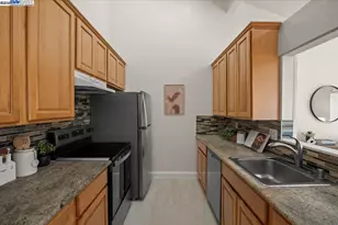 2253 Kalenda Common, Fremont, CA 94539 - Photo 20