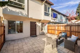 2253 Kalenda Common, Fremont, CA 94539 - Photo 4