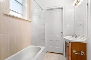 1432 12th St, Oakland, CA 94607 - Photo 8