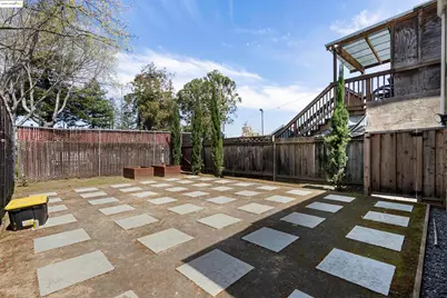 1432 12th St, Oakland, CA 94607 - Photo 18