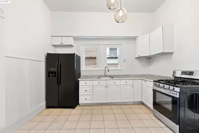 1432 12th St, Oakland, CA 94607 - Photo 16