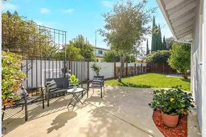 1662 Dorchester Pl, Concord, CA 94519 - Photo 46