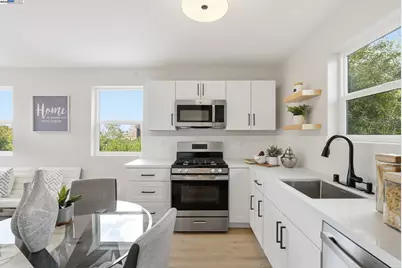 335 Hanover Ave, Oakland, CA 94606 - Photo 50