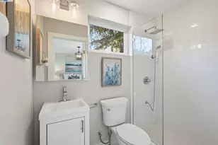 335 Hanover Ave, Oakland, CA 94606 - Photo 34