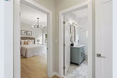 335 Hanover Ave, Oakland, CA 94606 - Photo 32