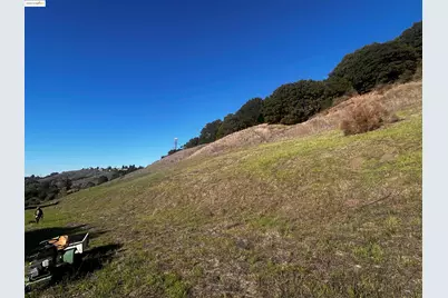 15 Abbey Ln, El Sobrante, CA 94803 - Photo 8