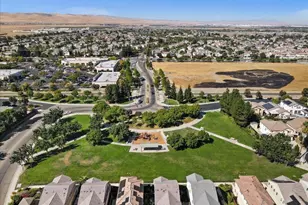 4384 Lennox Ln, Tracy, CA 95377 - Photo 42