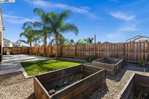 4384 Lennox Ln, Tracy, CA 95377 - Photo 32