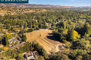 70 Dot Dr, Alamo, CA 94507 - Photo 4