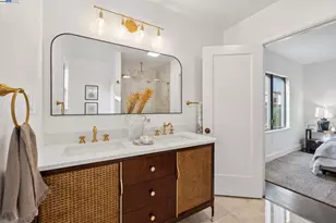 1728 Cambridge Dr, Alameda, CA 94501 - Photo 32