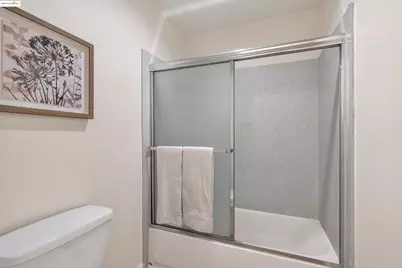 2011 Market Ave #317, San Pablo, CA 94806 - Photo 16