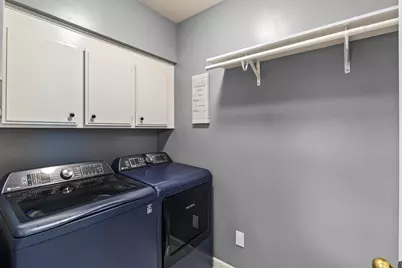 415 Oakwood Cir, Fairfield, CA 94534 - Photo 22