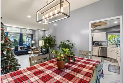 415 Oakwood Cir, Fairfield, CA 94534 - Photo 12