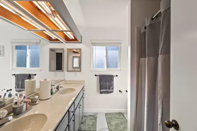 415 Oakwood Cir, Fairfield, CA 94534 - Photo 40