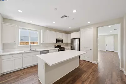 1305 Sunningdale Lane, Fairfield, CA 94533 - Photo 8