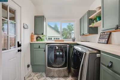 17 Hanns Ave, Vallejo, CA 94590 - Photo 24