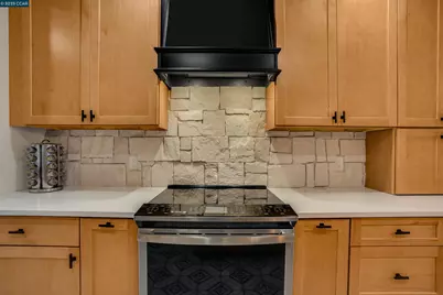 17 Hanns Ave, Vallejo, CA 94590 - Photo 20