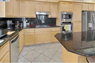 3505 Park Ridge Dr, Richmond, CA 94806 - Photo 10
