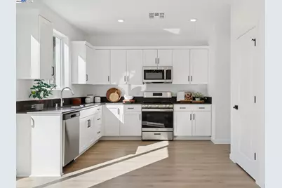 860 Pecan Tree Ln, Galt, CA 95632 - Photo 12