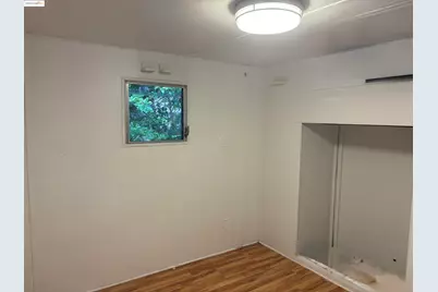 2050 Monument, Pleasant Hill, CA 94523 - Photo 6