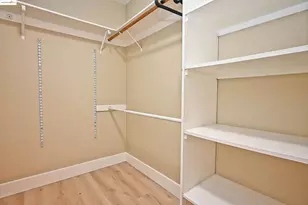 550 Canyon Oaks Dr, Oakland, CA 94605 - Photo 30