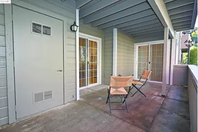 550 Canyon Oaks Dr #A, Oakland, CA 94605 - Photo 32
