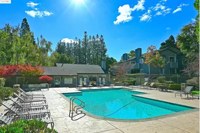 550 Canyon Oaks Dr #A, Oakland, CA 94605 - Photo 40