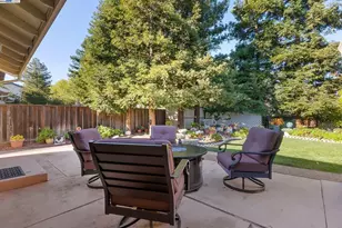 3803 Cheshire Ct, Pleasanton, CA 94588 - Photo 32