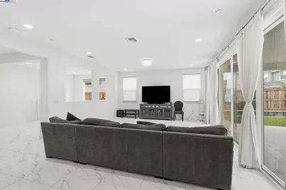 3039 Paxton Ct, Lathrop, CA 95330 - Photo 12