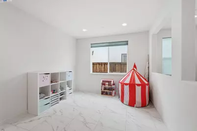 3039 Paxton Ct, Lathrop, CA 95330 - Photo 8