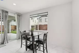 3039 Paxton Ct, Lathrop, CA 95330 - Photo 18