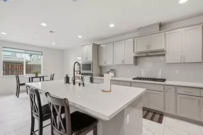 3039 Paxton Ct, Lathrop, CA 95330 - Photo 14