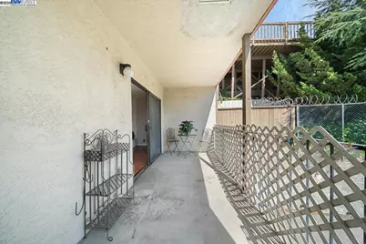 2500 Miramar Ave #101, Castro Valley, CA 94546 - Photo 14