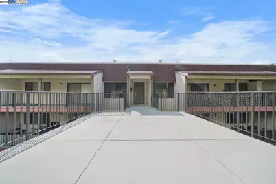 2500 Miramar Ave #101, Castro Valley, CA 94546 - Photo 2