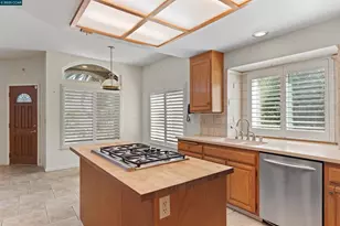 5541 Lanai Ct, Discovery Bay, CA 94505 - Photo 14