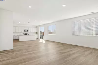 2303 Admiral Court, Brentwood, CA 94513 - Photo 10