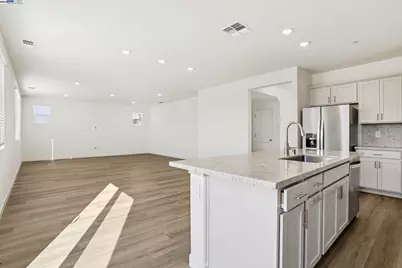 2303 Admiral Court, Brentwood, CA 94513 - Photo 12