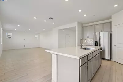 2319 Admiral Court, Brentwood, CA 94513 - Photo 14