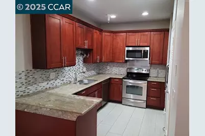 473 Cork Harbour Cir #A, Redwood City, CA 94065 - Photo 6