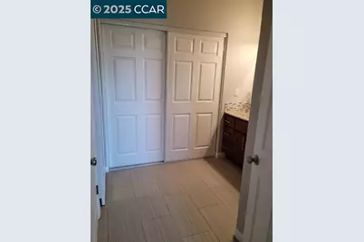 473 Cork Harbour Cir #A, Redwood City, CA 94065 - Photo 18