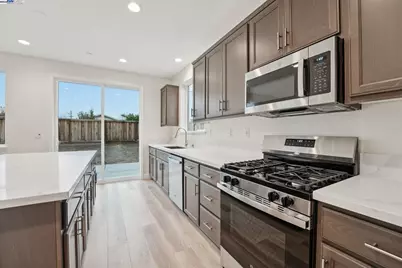 1300 Sunningdale Lane, Fairfield, CA 94533 - Photo 14