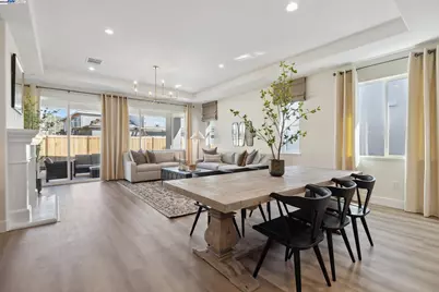 1532 Millennium Way, Fairfield, CA 94533 - Photo 10